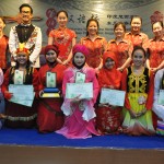 Foto bersama seluruh dosen Bahasa Mandarin Institute