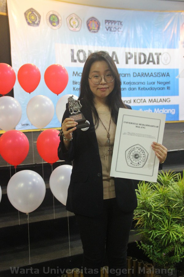 Nam Seongmin yang berhasil merebut peringkat ke-2 mewakili Universitas Negeri Malang (UM) dalam gelaran lomba pidato berbahasa Indonesia