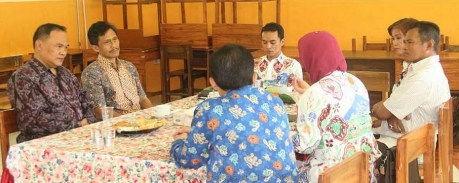 Rektor UM melakukan monitoring ujian nasional SMA di Kota Wisata Batu